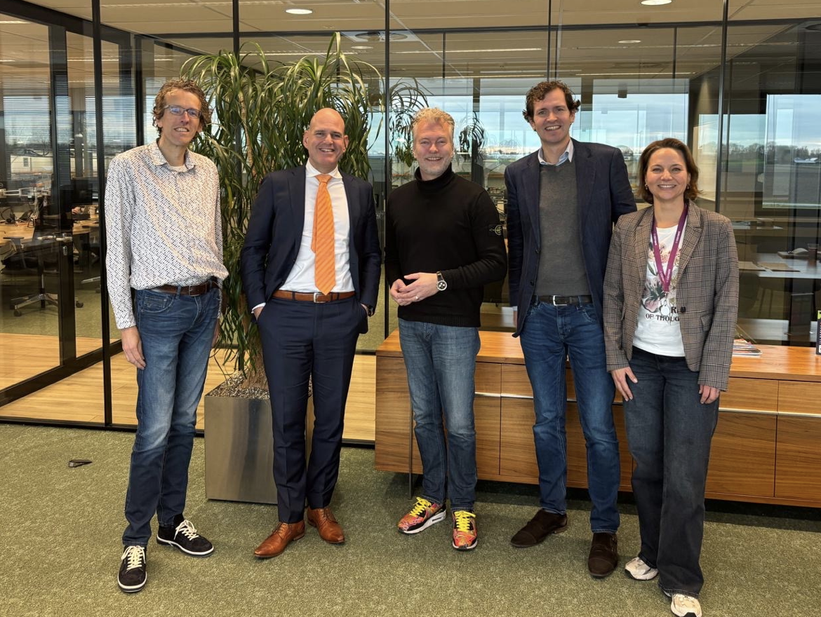 Snakeware en OZ-Hami sluiten strategisch partnership voor vijf jaar