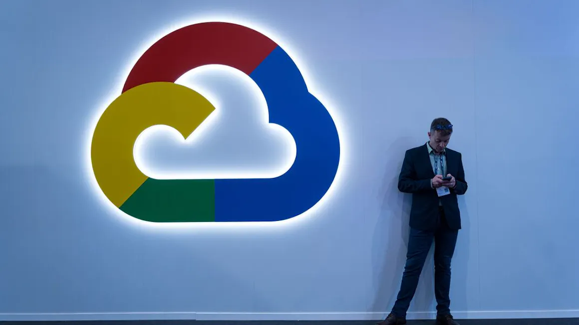 Google trekt eigen diensten voor en krijgt boete van €890 miljoen