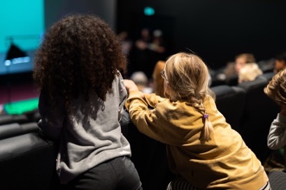 ABN AMRO Foundation draait een dagje mee met scholenprogramma Cinekid 