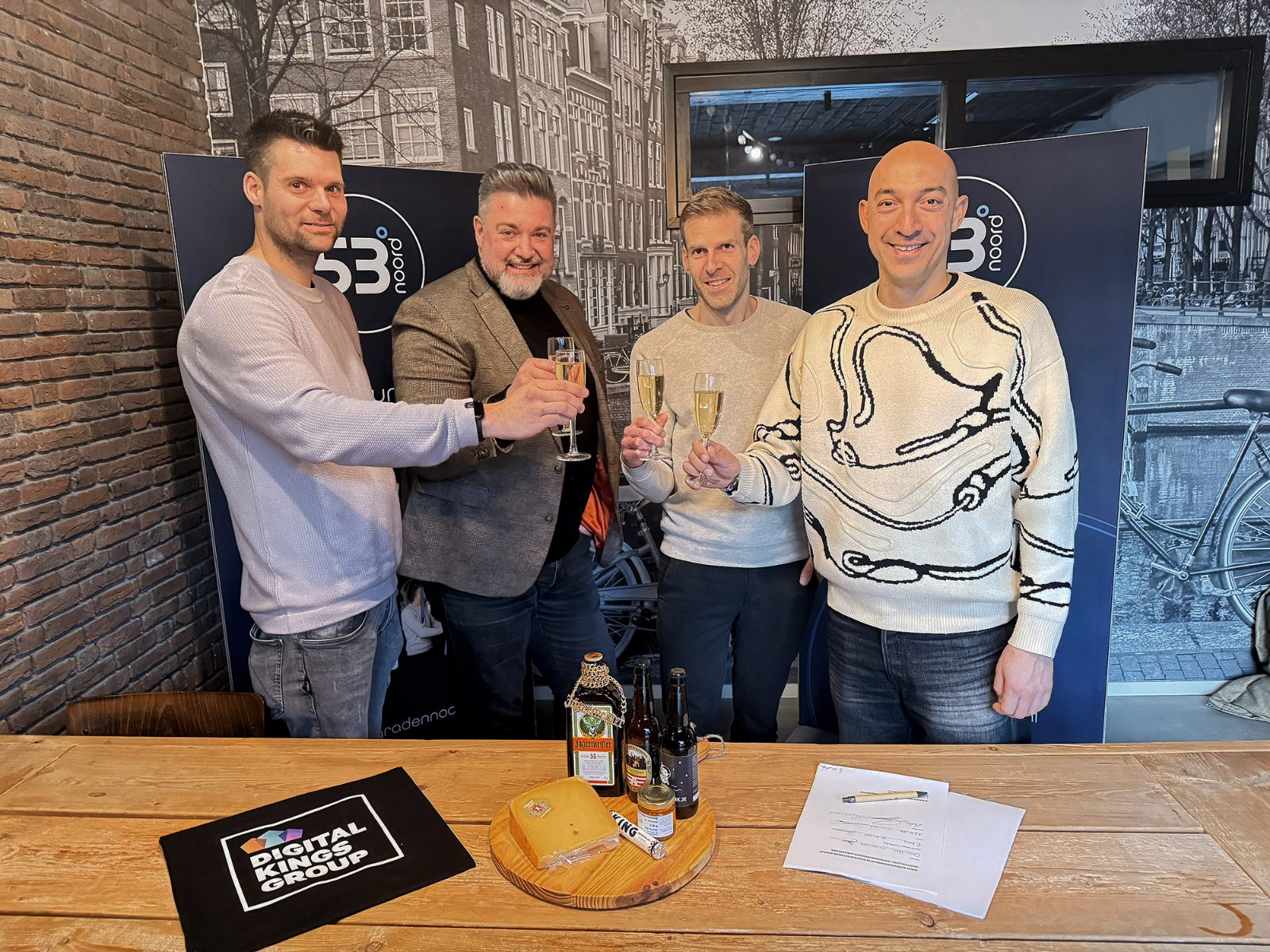 Reyez! neemt online tak 53 Graden Noord over