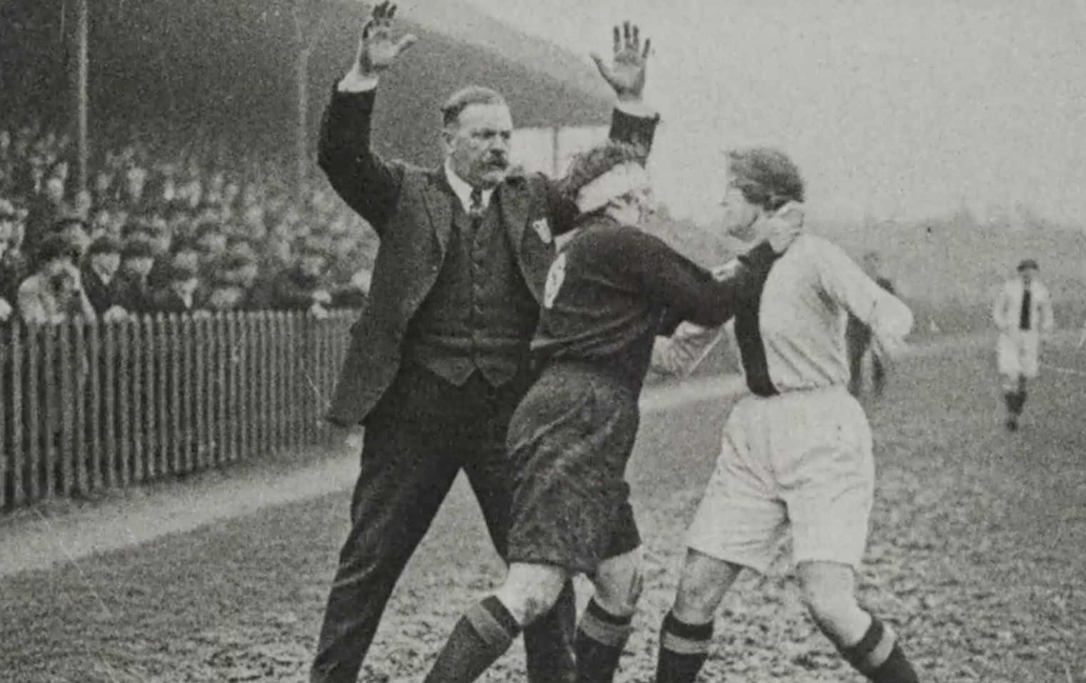 Johan Kramer vertelt het bizarre verhaal achter FC Hyena