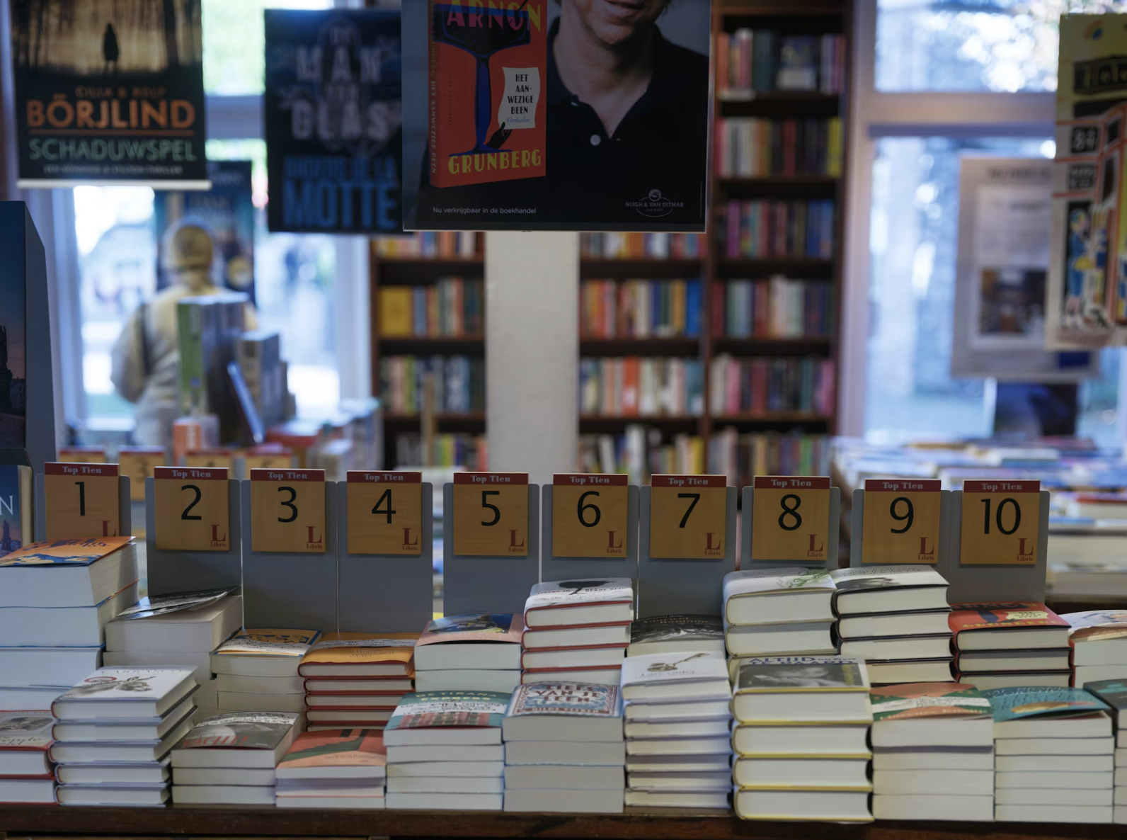 Mediahuis NRC start eigen non-fictie uitgeverij 