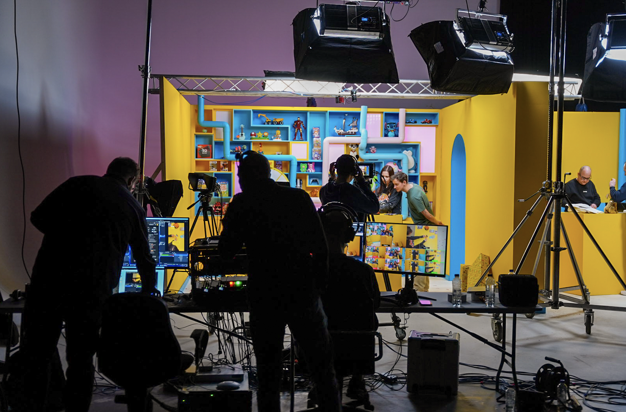 Intertoys zendt nostalgische stream uit op socialkanalen