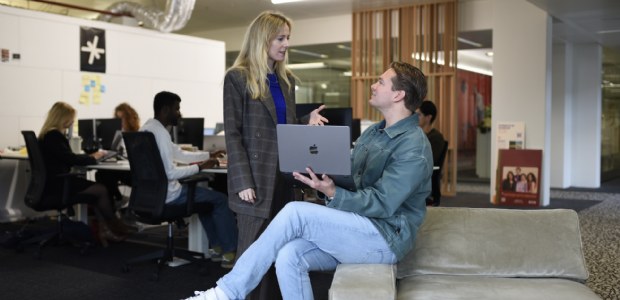 Een kijkje achter de schermen bij Spilnews