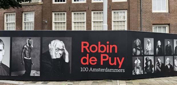 Robin de Puy fotografeert 100 Amsterdammers, nu te zien in de stad