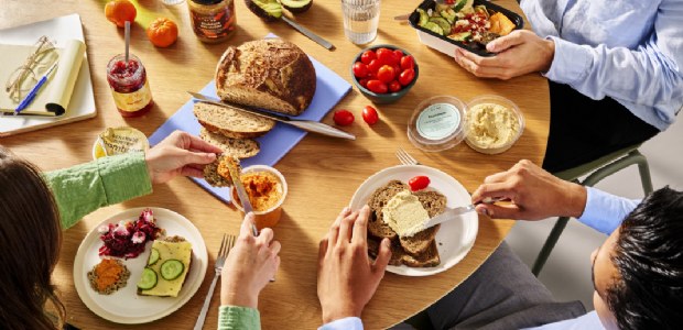 Online supermarkt Crisp neemt bedrijfslunch-aanbieder De Buurtboer over