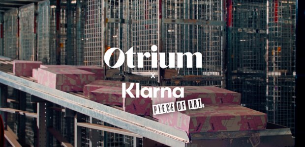 Otrium en Klarna verpakken samenwerking in 500 meter kunst