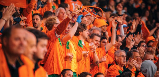 Eerste Pilsjama-party in De Kuip is een feit