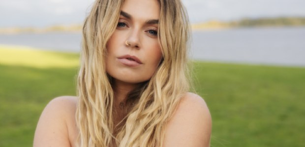 Buma Awards kiest Roxeanne Hazes als presentatrice: 'perfecte gastvrouw in Café Buma'